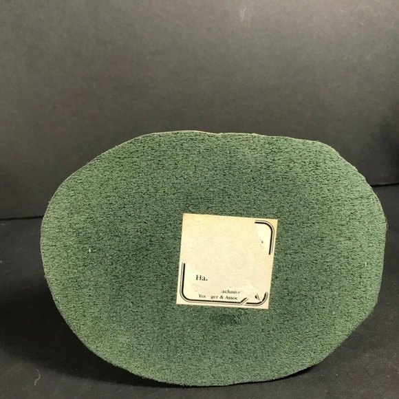 Vintage Cape Hatteras Lighthouse sculpture, resin Harbour lights Lighthouse figu - Picture 9 of 9